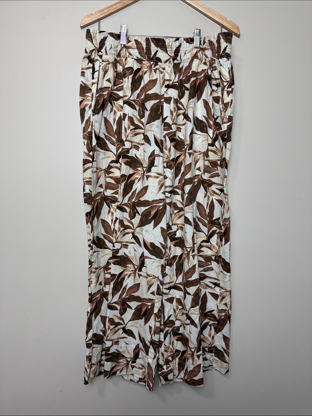 Women's Brown Leaf-Print linen blend pants size XL